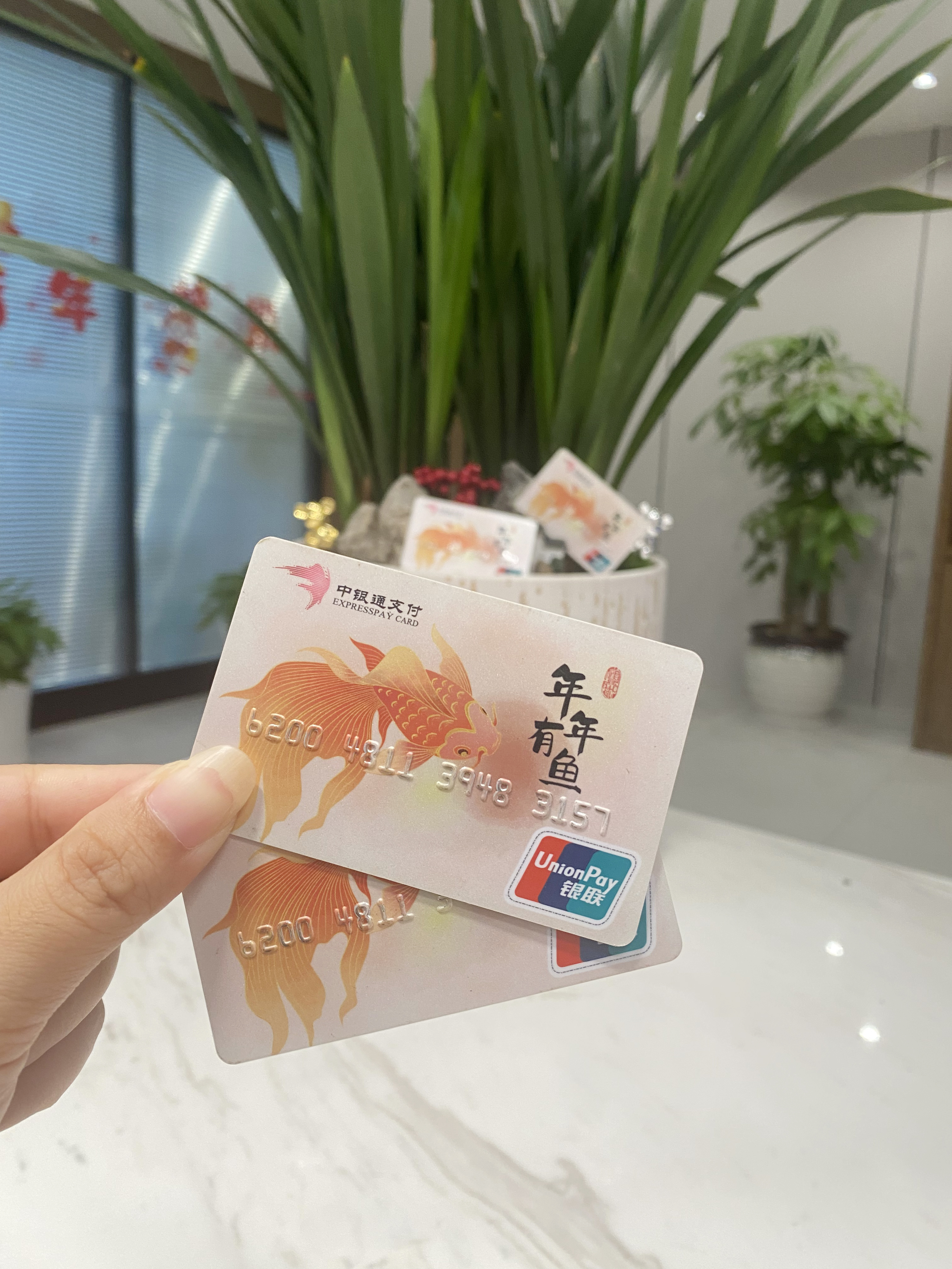 平凉急用钱医保卡余额回收联系方式(急用钱社保怎么搞出钱来)