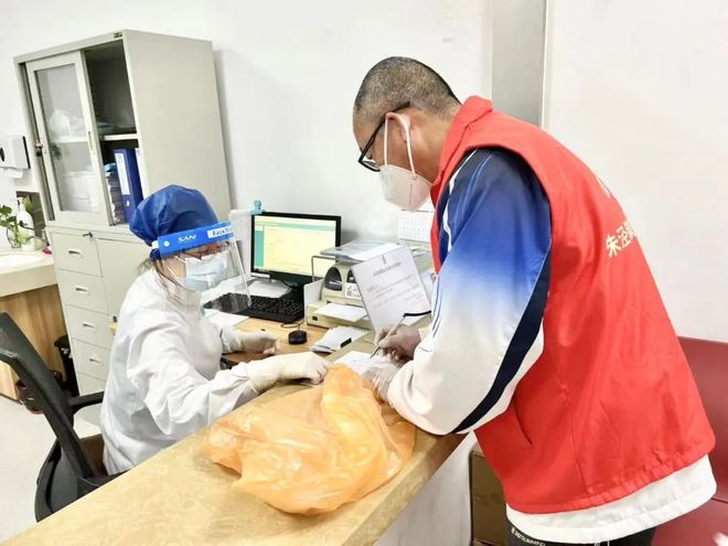 平凉24小时高价回收医保(24小时高价回收医保医保套出)